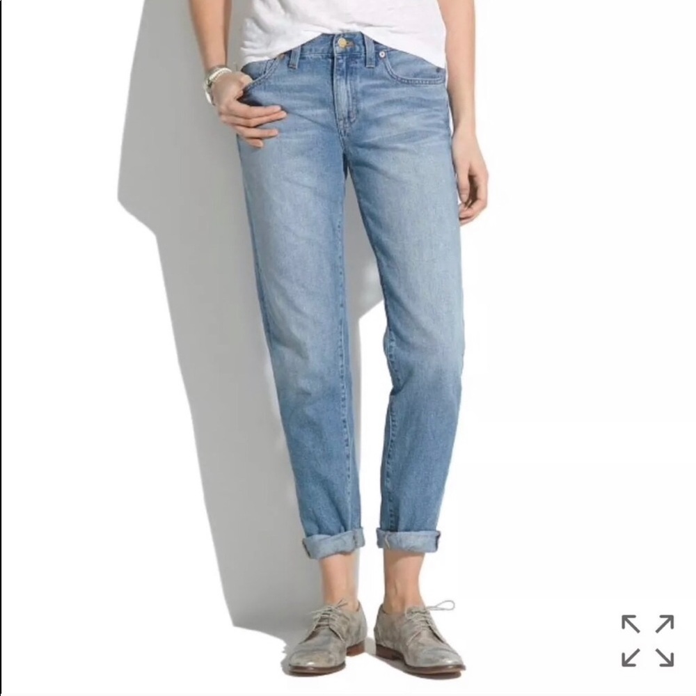 🌟LOWER PRICE💫 Madewell Boyfriend Jean Size 28